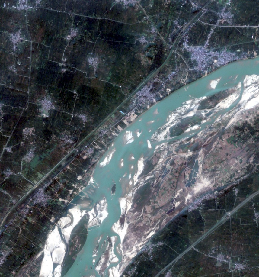 Satellite frame, Son river at Nasriganj, Bihar, 10 Nov 2025 · 10:29 IST · km of walls